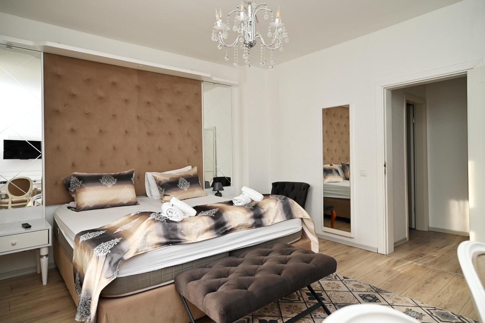 Ferienwohnung&Aparts By Kispet Group Hotels In Oberhausen Oberhausen  Extérieur photo