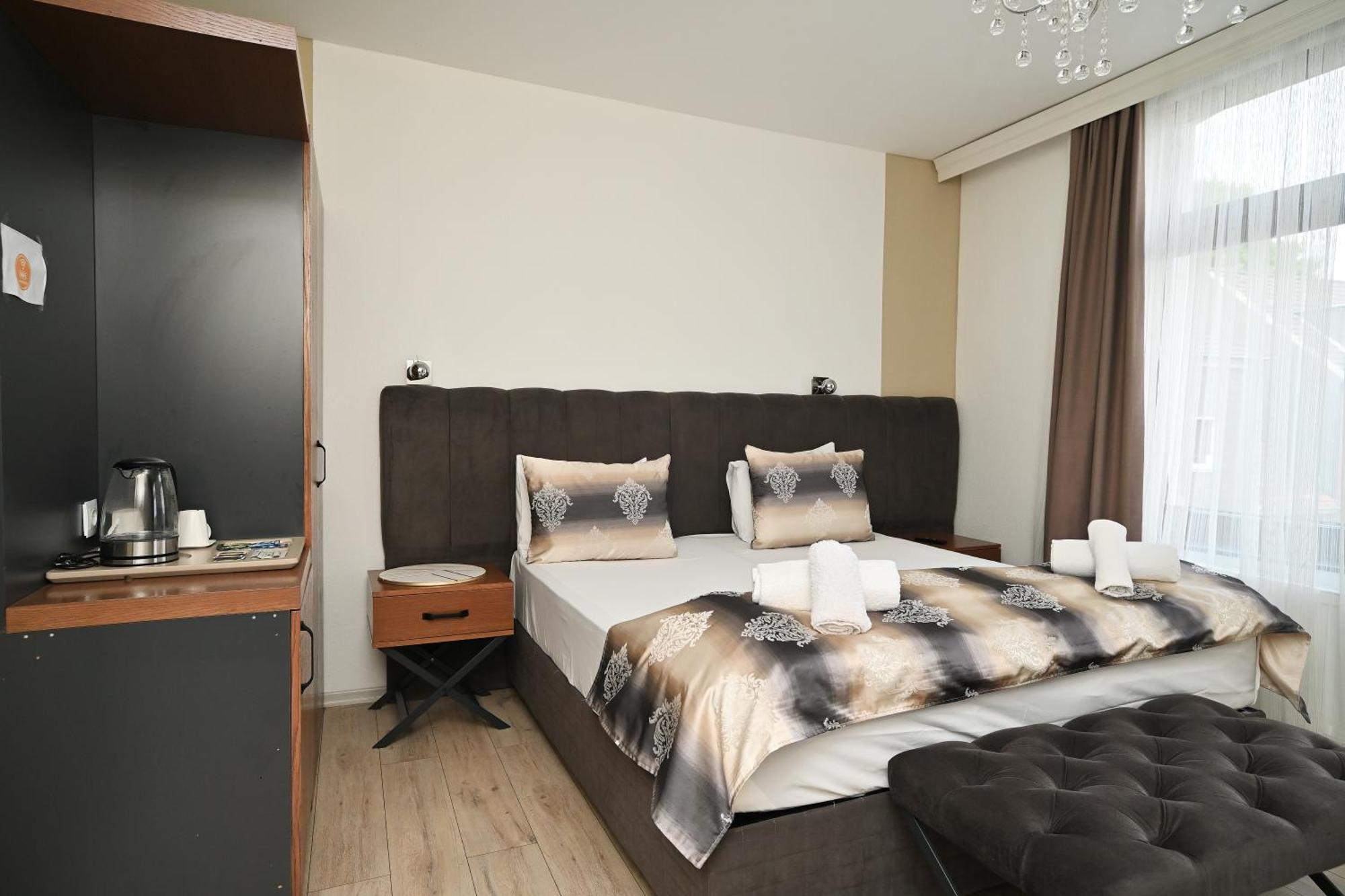 Ferienwohnung&Aparts By Kispet Group Hotels In Oberhausen Oberhausen  Extérieur photo
