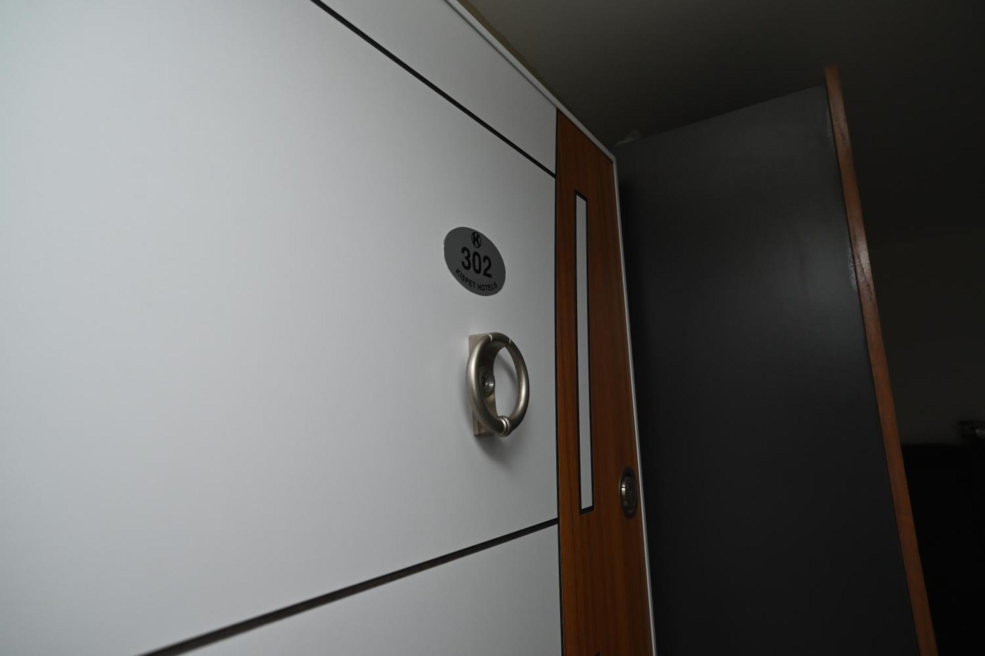 Ferienwohnung&Aparts By Kispet Group Hotels In Oberhausen Oberhausen  Extérieur photo