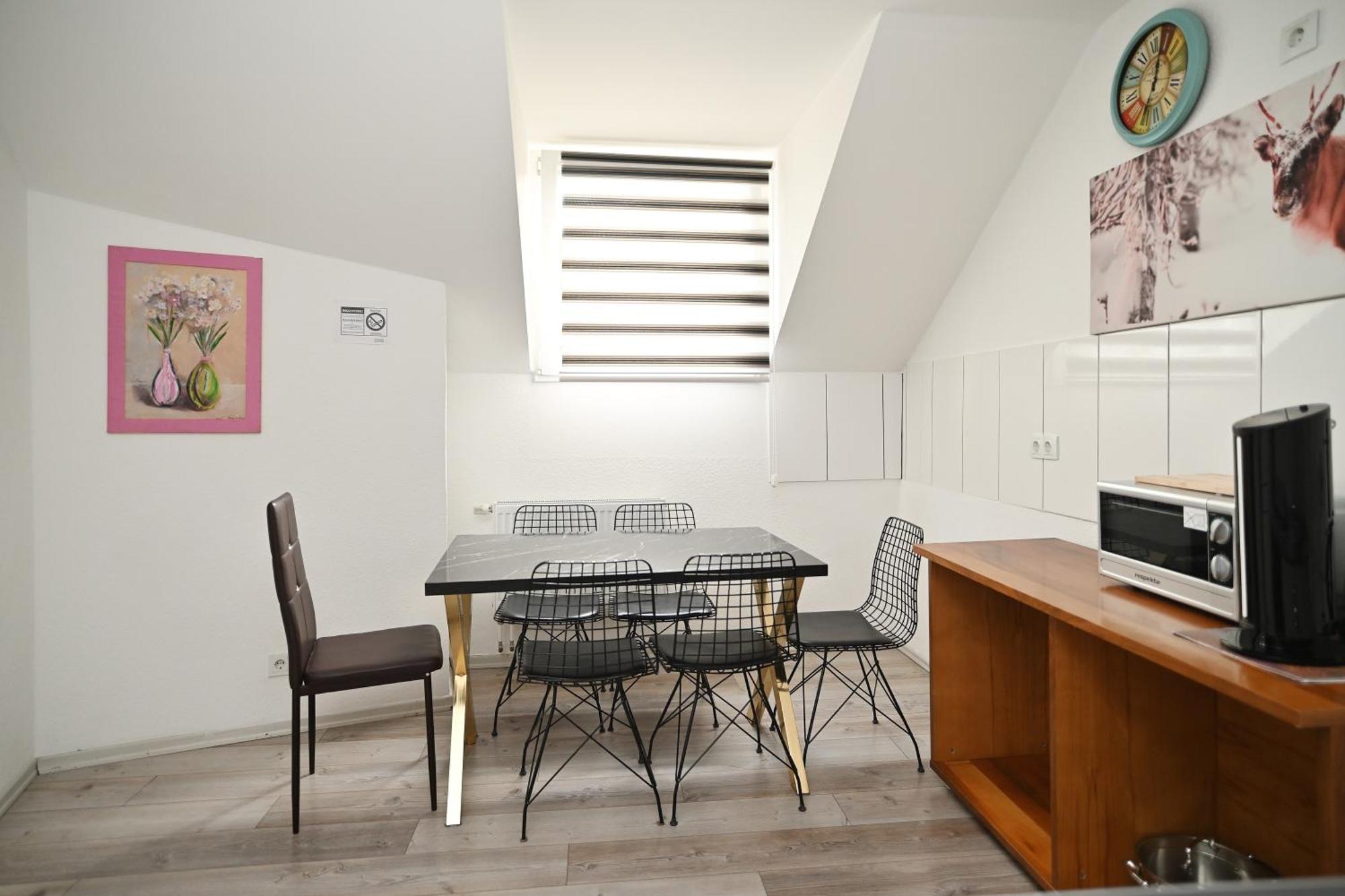 Ferienwohnung&Aparts By Kispet Group Hotels In Oberhausen Oberhausen  Extérieur photo